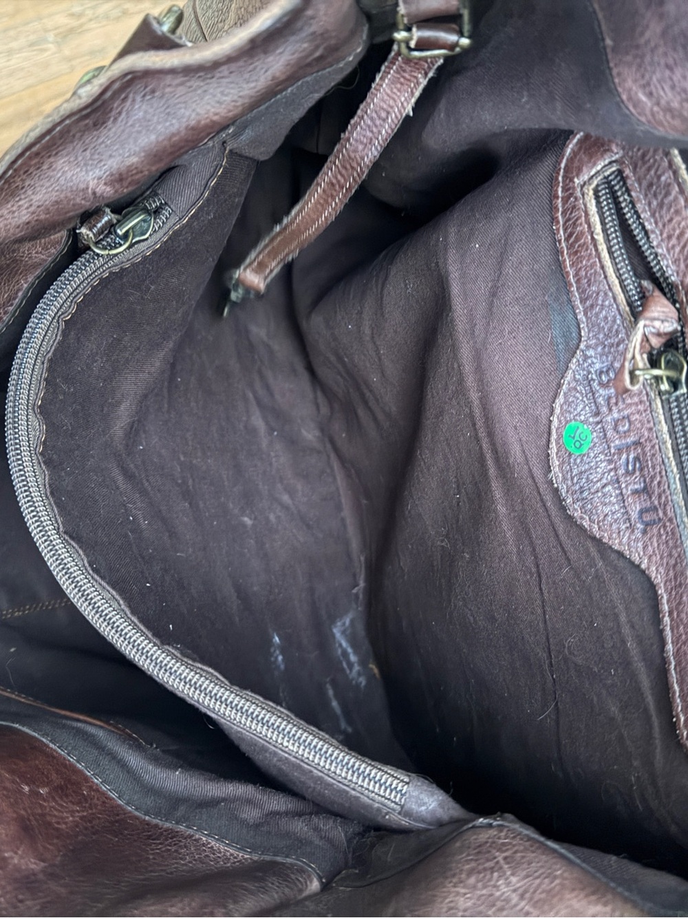 Bed Stu Tote Bag Distressed Dark Brown Leather Weekender Perfect Condition Strap - Picture 3 of 12
